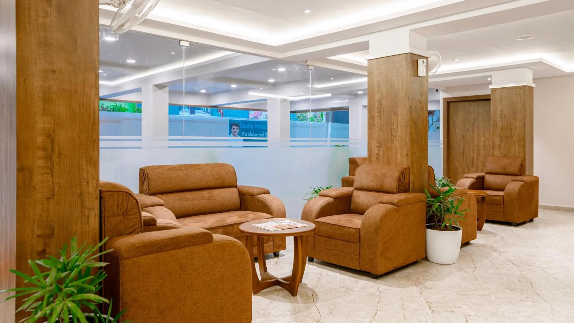 Hotel Seaking Suites Kochi