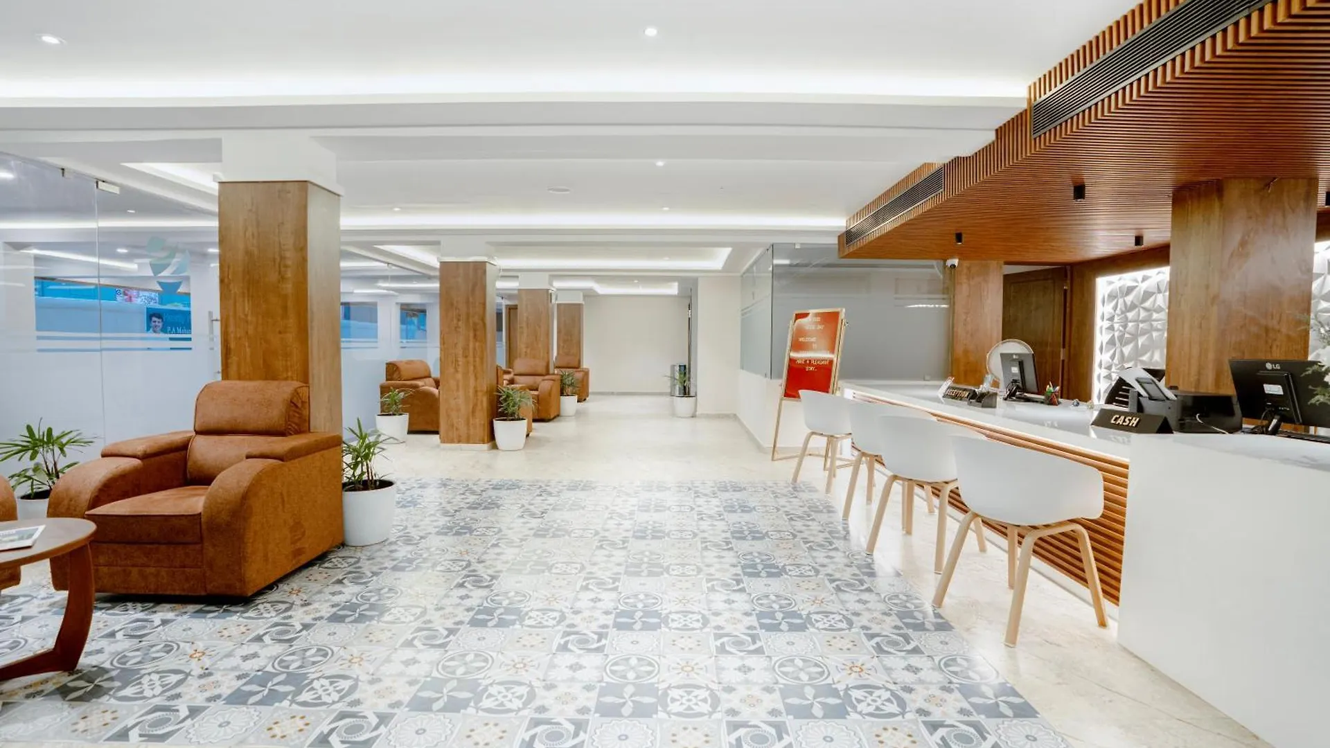 Hotel Seaking Suites Kochi