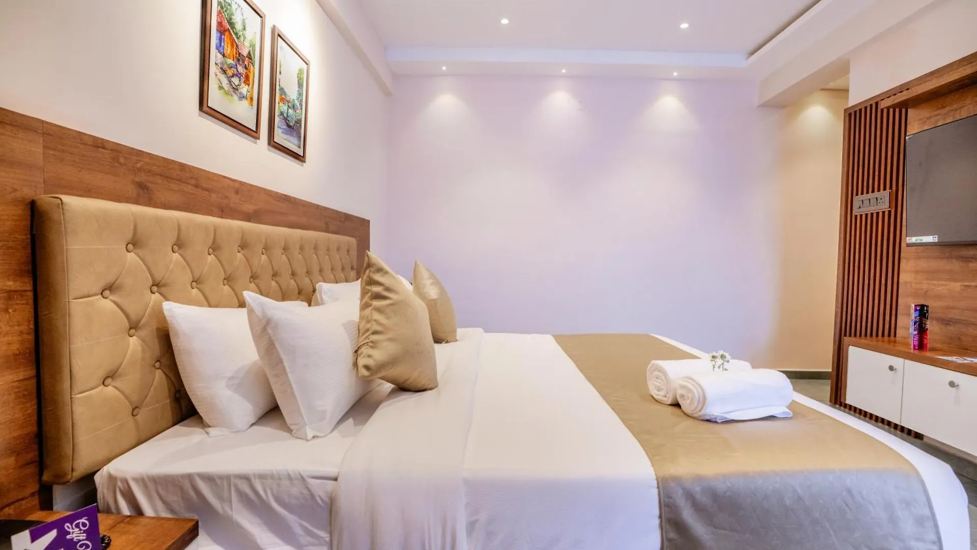 Seaking Suites Kochi 4*,