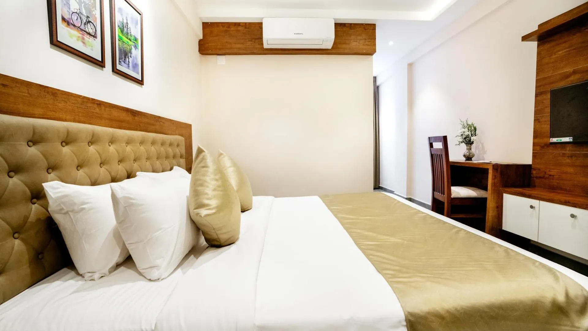 Seaking Suites Kochi 4*,  India